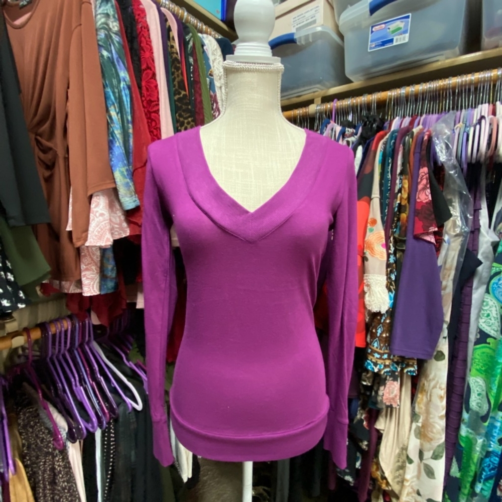 Color Story Light weight sweater